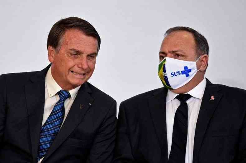 Bolsonaro disse que se encontrar com Pazuello para discutir sobre judicializao da vacina(foto: Evaristo S/AFP)