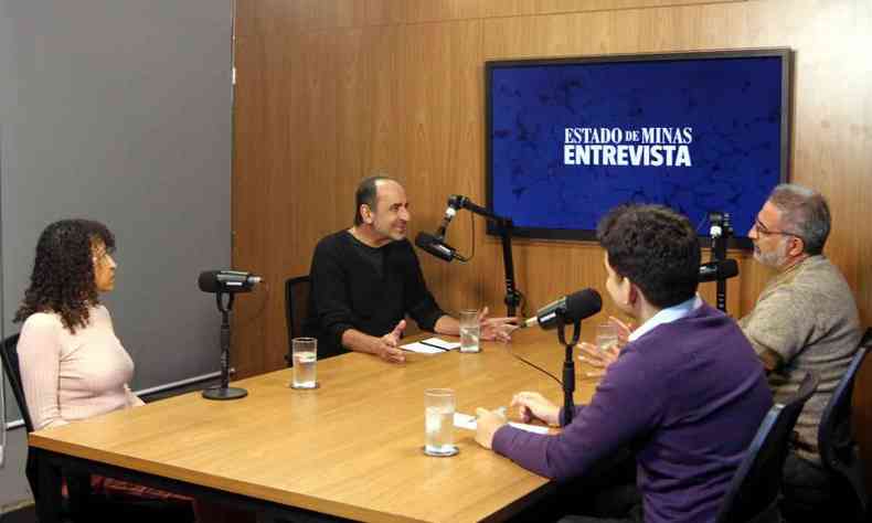 Alexandre Kalil conversa com jornalistas durante o EM Entrevista