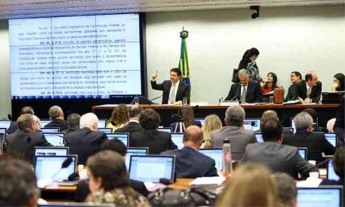 Comisso Especial da Reforma da Previdncia vota destaques(foto: Marcelo Camargo/Arquivo Agncia Brasil)