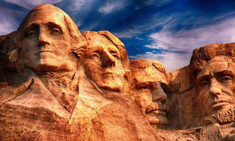 Escultura colossal esculpida no Monte Rushmore, em Dakota do Sul, nos Estados Unidos(foto: Pixabay)