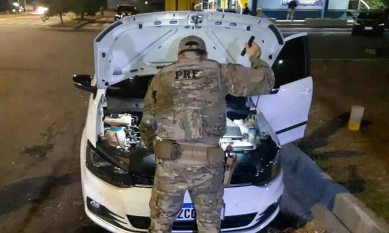 Carro roubado em Batim