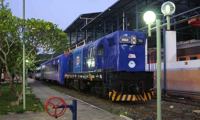 Trem volta aos trilhos com investimento de R$ 1 milhão (foto: Edésio Ferreira/EM/DA Press) Trem volta aos trilhos com investimento de R$ 1 milhão (foto: Edésio Ferreira/EM/DA Press)