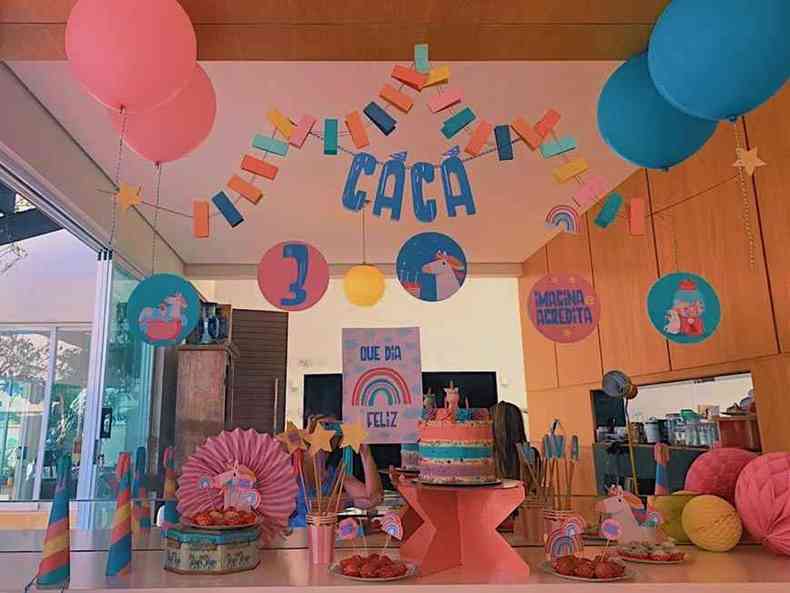 Empresas oferecem soluções criativas para animar as festas dos clientes em  casa - Feminino & Masculino - Estado de Minas