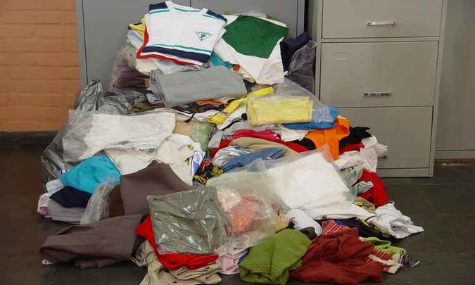 Vale lembrar que o ideal é que as roupas estejam em bom estado de conservação(foto: Agenda Infância e Trilhas da Cultura/Divulgação ) Vale lembrar que o ideal é que as roupas estejam em bom estado de conservação(foto: Agenda Infância e Trilhas da Cultura/Divulgação )