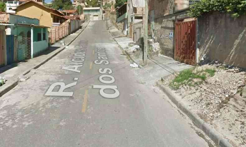 Um dos primeiros homicdios do ano aconteceu na Rua Alcides Pereira dos Santos, em Venda Nova(foto: Reproduo/Google Street View)
