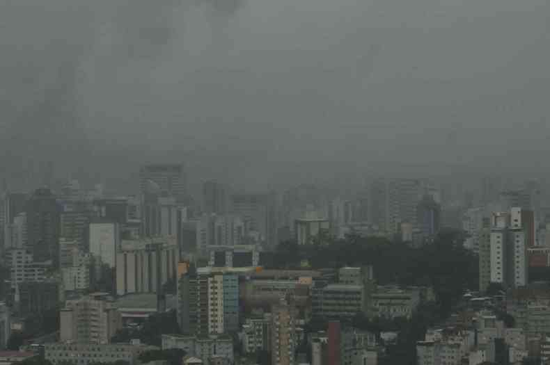 Fortes chuvas podem atingir Belo Horizonte nesta madrugada(foto: Gladyston Rodrigues/EM/D.A Press)