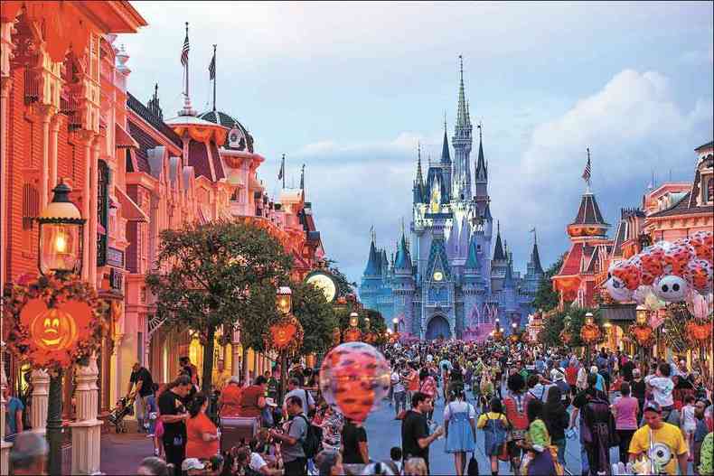 Magic Kingdom: medida visa facilitar vida de familiares que esperam encontrar ambientes saudveis para seus filhos(foto: Disney World Company/Divulgao )