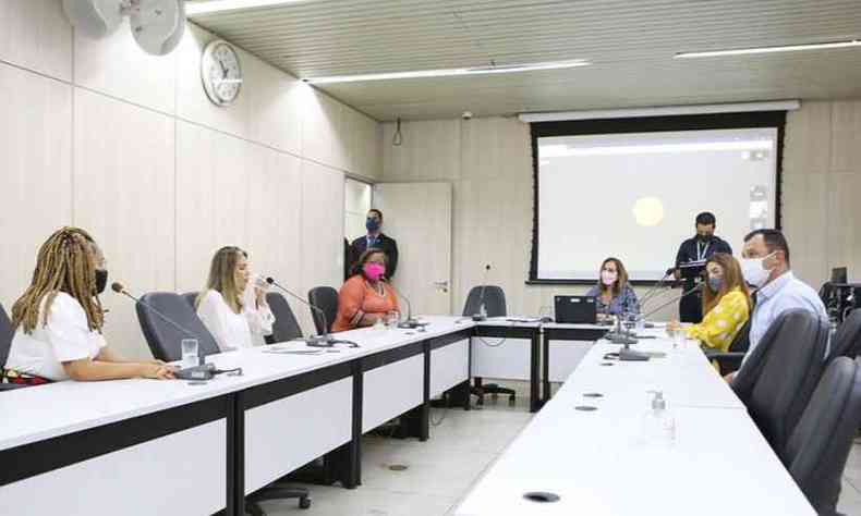 Marcela Trpia (Novo) foi definida como presidente da comisso de Educao no binio 2021-2022(foto: Bernardo Dias/Cmara Municipal de Belo Horizonte)