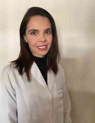 A nefrologista e intensivista Lectcia Jorge alerta para o perigo da falsa sensao de segurana induzida pelo uso dos remdios do kit COVID