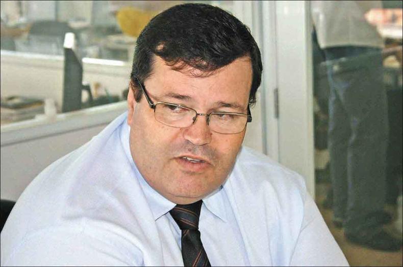 Eduardo Santos, consultor e coordenador técnico da Ilha de Reciclagem Automotiva, diz que veículos sem condição de uso deveriam ser enviados corretamente para o desmonte(foto: Arquivo pessoal ) Eduardo Santos, consultor e coordenador técnico da Ilha de Reciclagem Automotiva, diz que veículos sem condição de uso deveriam ser enviados corretamente para o desmonte(foto: Arquivo pessoal )