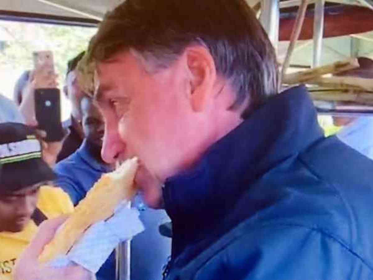 Cartão corporativo: Bolsonaro comia pastel na rua e carnes nobres em casa -  Politica - Estado de Minas