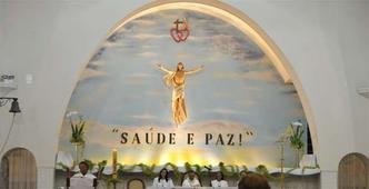 Padre Nelson Severino acredita que o grafiteiro conseguiu fazer uma obra de arte(foto: Marcos Vieira/EM/DA Press)