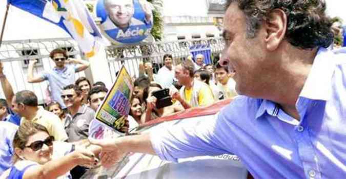 O candidato do PSDB a presidente da Repblica, Acio Neves fez camapnha neste sbado em Manaus(foto: Reproduo/Facebook)