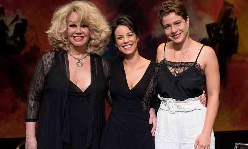 Com Jane di Castro e Leandra Leal, atrizes de Divinas divas(foto: Fotos: Ana Paula Amorim/Canal Brasil)