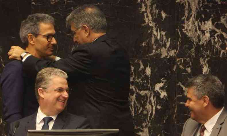 Pimentel foi Ã  Assembleia transmitir o cargo para Romeu Zema(foto: EdÃ©sio Ferreira / EM / D.A. Press)
