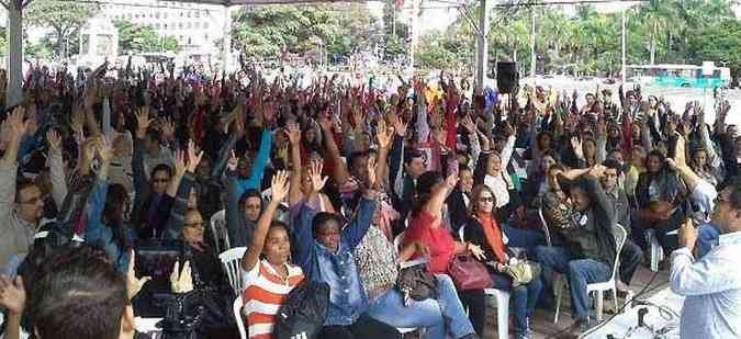 Impasse entre servidores e prefeitura: assembleia vota continuidade da paralisao (foto: Sindibel/Divulgao)