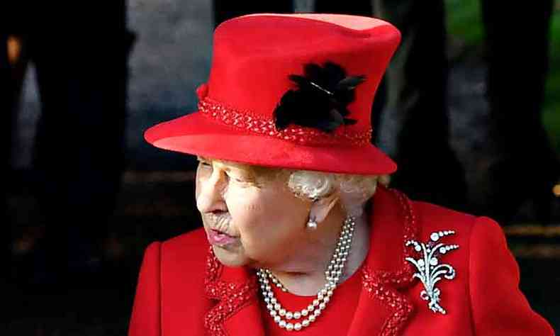 Compromisso da nova gerao com o meio ambiente foi destacado pela monarca, de 93 anos(foto: Ben Satansall/AFP)