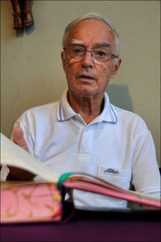 Padre Libnio era jesuta e foi precursor da teologia da libertao(foto: BETO NOVAES/EM/D.A PRESS - 15/2/13 )