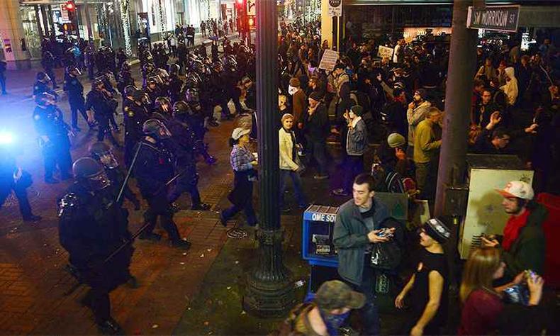 Vitria de Trump provoca protestos nas principais cidades dos Estados Unidos(foto: AFP)