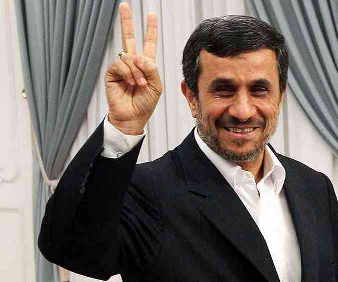 Ahmadinejad pretende firmar parcerias e discutir questes econmicas e polticas(foto: ATTA KENARE / AFP)