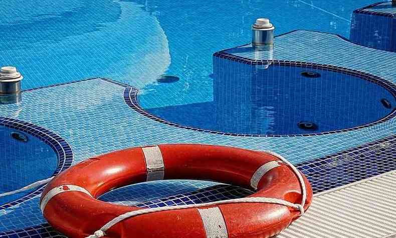 Bombeiros informaram que criana morreu afogada em piscina(foto: Pixabay - Imagem ilustrativa)
