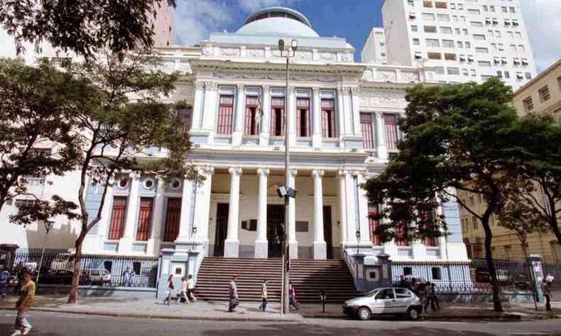 O Palcio da Justia, no Centro de Belo Horizonte, foi inaugurado em 12 de janeiro de 1912(foto: Renato Weil/Estado de Minas - 24/7/03)