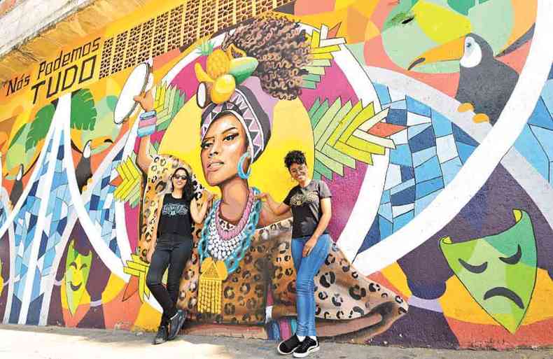 As grafiteiras mineiras Carol Jaued e Nayara Gessyca Moreira levam arte para as reas marginalizadas de Belo Horizonte (foto: Jair Amaral/EM/D.A Press)