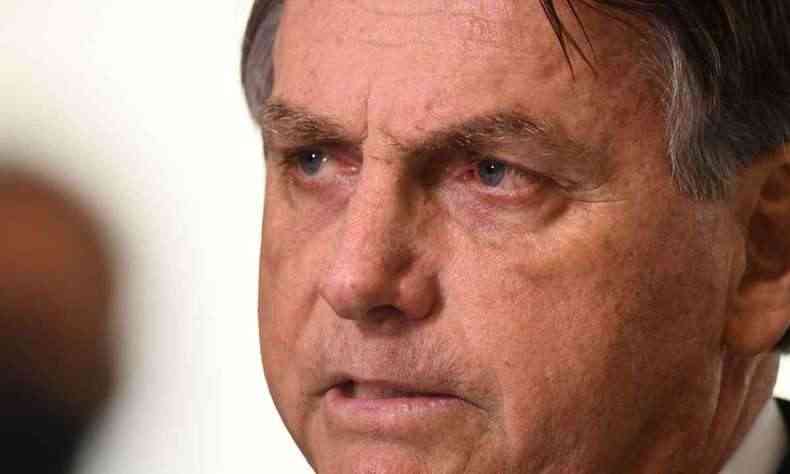Bolsonaro diz repudiar o nazismo e 'toda e qualquer ideologia autoritria'