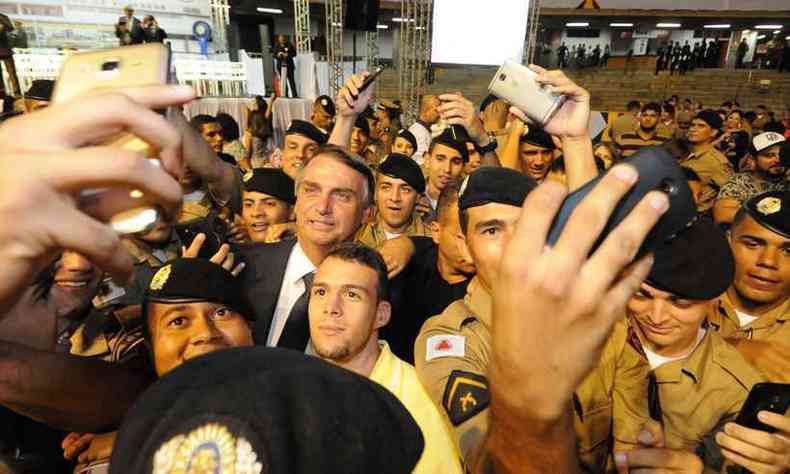 O crescimento de Bolsonaro foi um dos fatores inspiradores das candidaturas de militares(foto: Marcos Vieira / EM / D.A. Press)