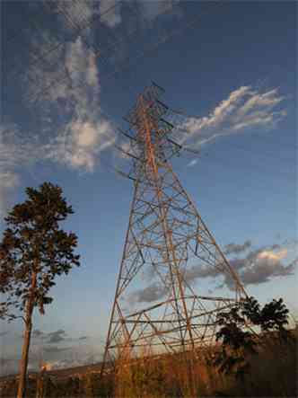 Obras de transmisso eltrica atrasadas impedem a distribuio de parte da energia gerada no pas(foto: GLADYSTON RODRIGUES/EM/D.A PRESS - 22/7/14)