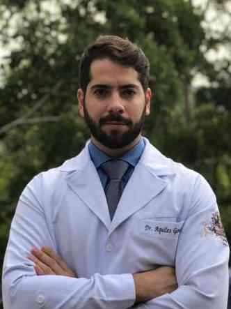 Dr. Aquiles Gontijo 