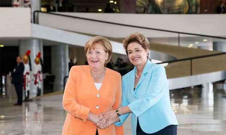 Presidente Dilma Rousseff durante cerimnia oficial de chegada da chanceler da Alemanha, Angela Merkel(foto: Roberto Stuckert Filho/PR)