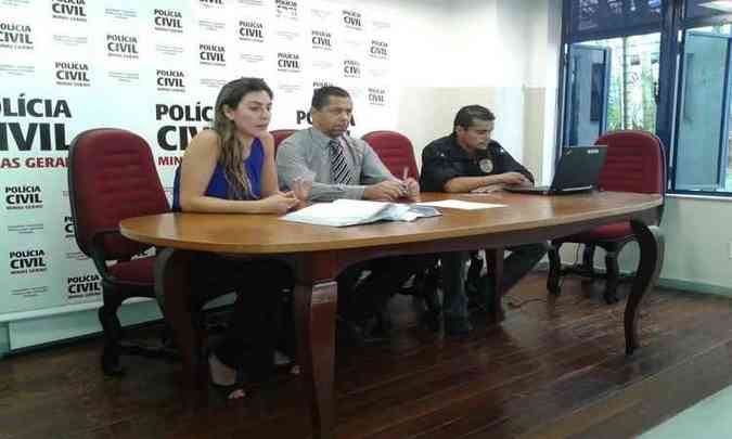 Delegada Alice Batello (E) comandou as investigaes(foto: Polcia Civil/Divulgao)