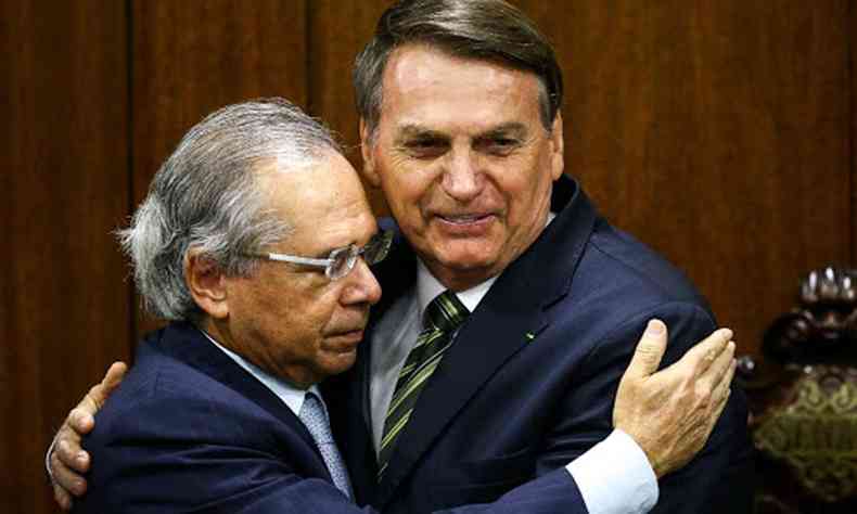 Bolsonaro e Paulo Guedes(foto: Agncia Brasil/Reproduo)