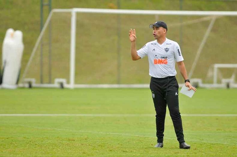 Dudamel admite estar ansioso para o encontro com os torcedores alvinegros no Horto(foto: Alexandre Guzanshe/EM/D.A Press)