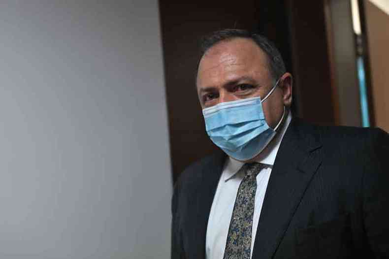 Ministro Pazuello faz indicao polmica para a pasta da Sade (foto: MAURO PIMENTEL/AFP)
