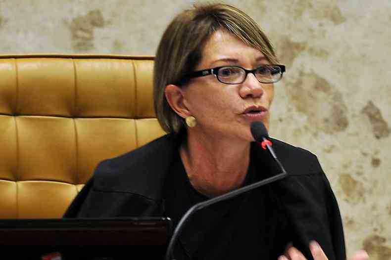 Chefe da PFDC, Dborah Duprat, ressalta que  'dever do Poder Pblico garantir o direito fundamental  sade da populao'(foto: Agncia Brasil)