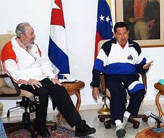 Fidel e Chávez(foto: AFP PHOTO/HO/www.cubadebate.cu ) Fidel e Chávez(foto: AFP PHOTO/HO/www.cubadebate.cu )