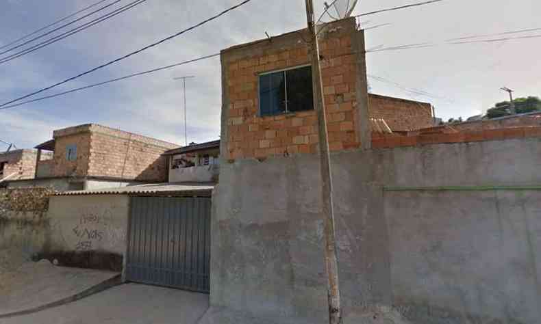 Casa localizada no Bairro Florena, em Ribeiro das Neves(foto: Reproduo/Google Street View)