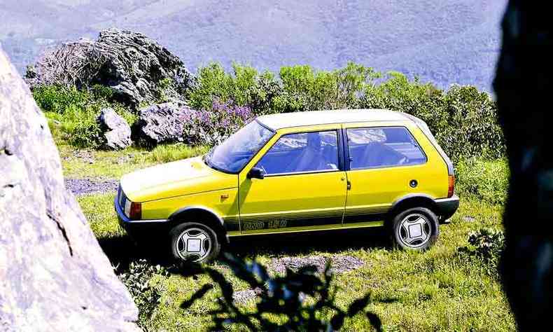 A verso esportiva 1.5R foi lanada em 1987(foto: Fiat/Divulgao)