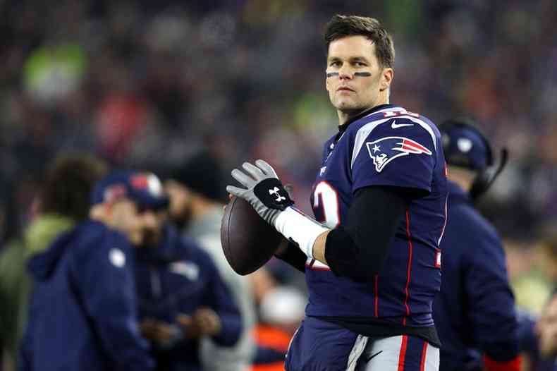 O jogador de futebol americano Tom Brady, marido da brasileira Gisele Bundchen,  um dos personagens em foco: dos campos ao intimismo (foto: MADDIE MEYER/AFP %u2013 11/1/20)