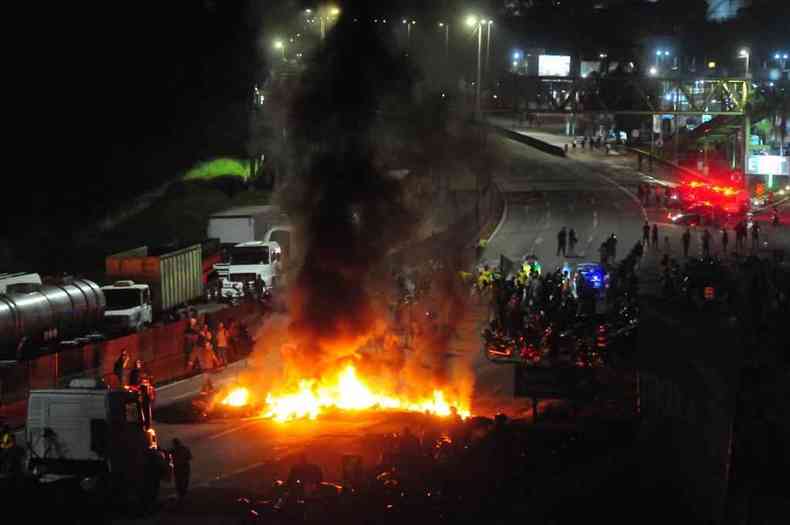 Protesto caminhoneiros em Betim