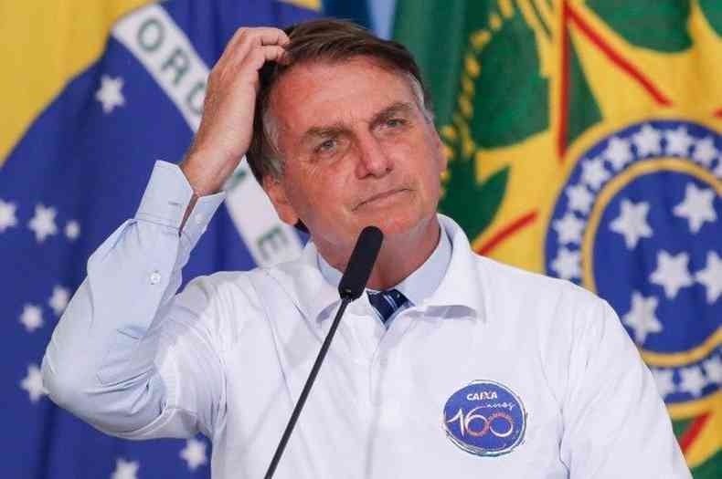 Presidente Bolsonaro disse que 'notcia no muito boa' de alta no petrleo 'complica para a gente'(foto: Srgio Lima/AFP)