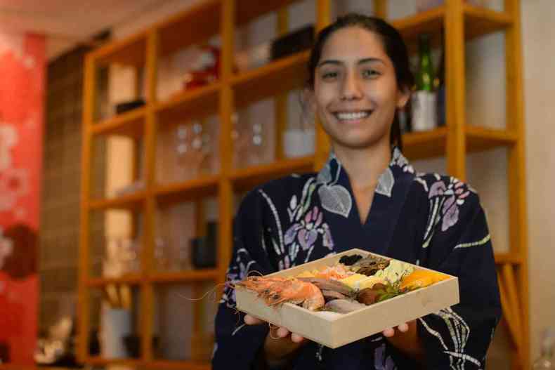 Gabriela Harue chef Fugu Izakaya prato osechi ryori reveillon