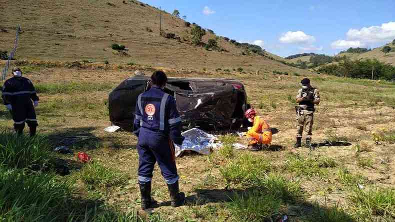 Acidente ocorreu no final da manh e causas so desconhecidas(foto: CBMMG)