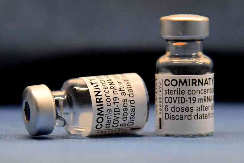 A Pfizer tem três centros de produção de vacina contra a COVID-19 no mundo: um nos Estados Unidos e dois na Europa(foto: Tiziana Fabi/AFP)