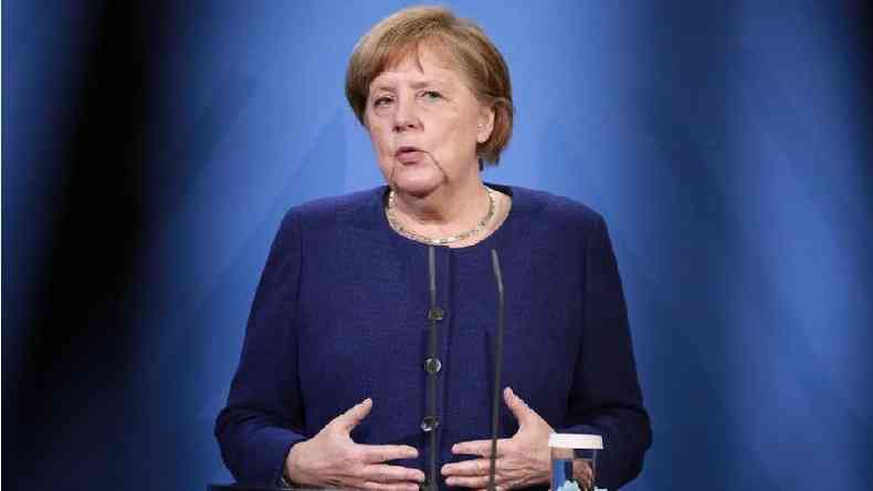 Porta-voz da chanceler Angela Merkel teve que dizer publicamente que a vacina AstraZeneca  