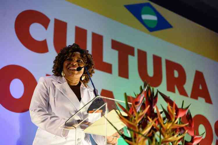 Margareth Menezes discursa ao tomar posse no Ministrio da Cultura