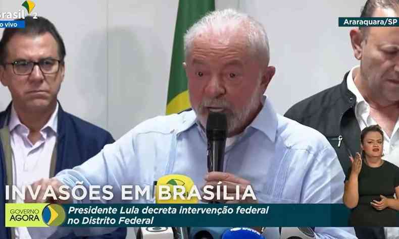 Lula durante coletiva sobre os atos de vandalismo
