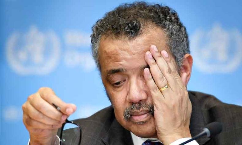 ''Relaxar a quarentena não é o fim da epidemia, é só o começo da próxima fase. É vital que os países eduquem a população para responder rapidamente a qualquer ressurgência do vírus'' - Tedros Adhanom Ghebreysus, diretor-geral da Organização Mundial da Saúde(foto: CHRISTOPHER BLACK/AFP) ''Relaxar a quarentena não é o fim da epidemia, é só o começo da próxima fase. É vital que os países eduquem a população para responder rapidamente a qualquer ressurgência do vírus'' - Tedros Adhanom Ghebreysus, diretor-geral da Organização Mundial da Saúde(foto: CHRISTOPHER BLACK/AFP)
